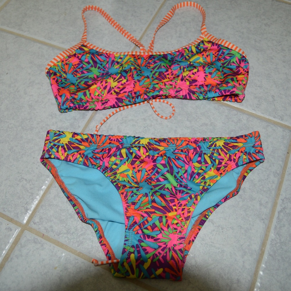 Uglies bikini set